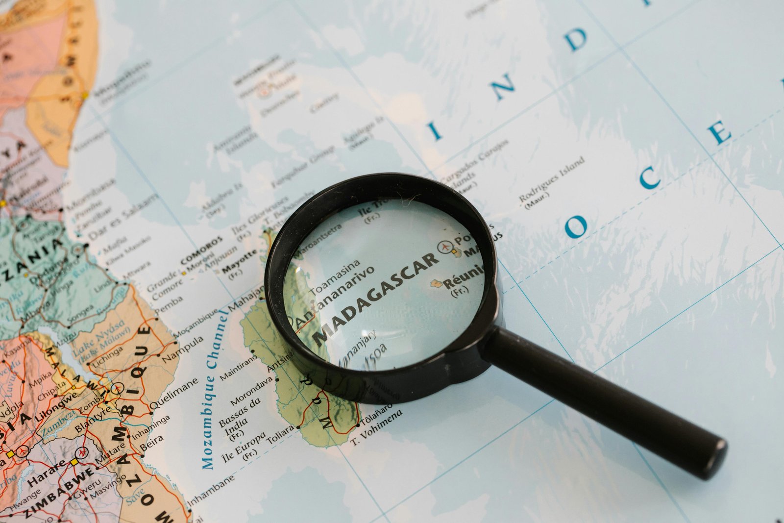 Mapa Madagaskaru — Nosy Be, Antananarywa, strefa biznesowa EDBM